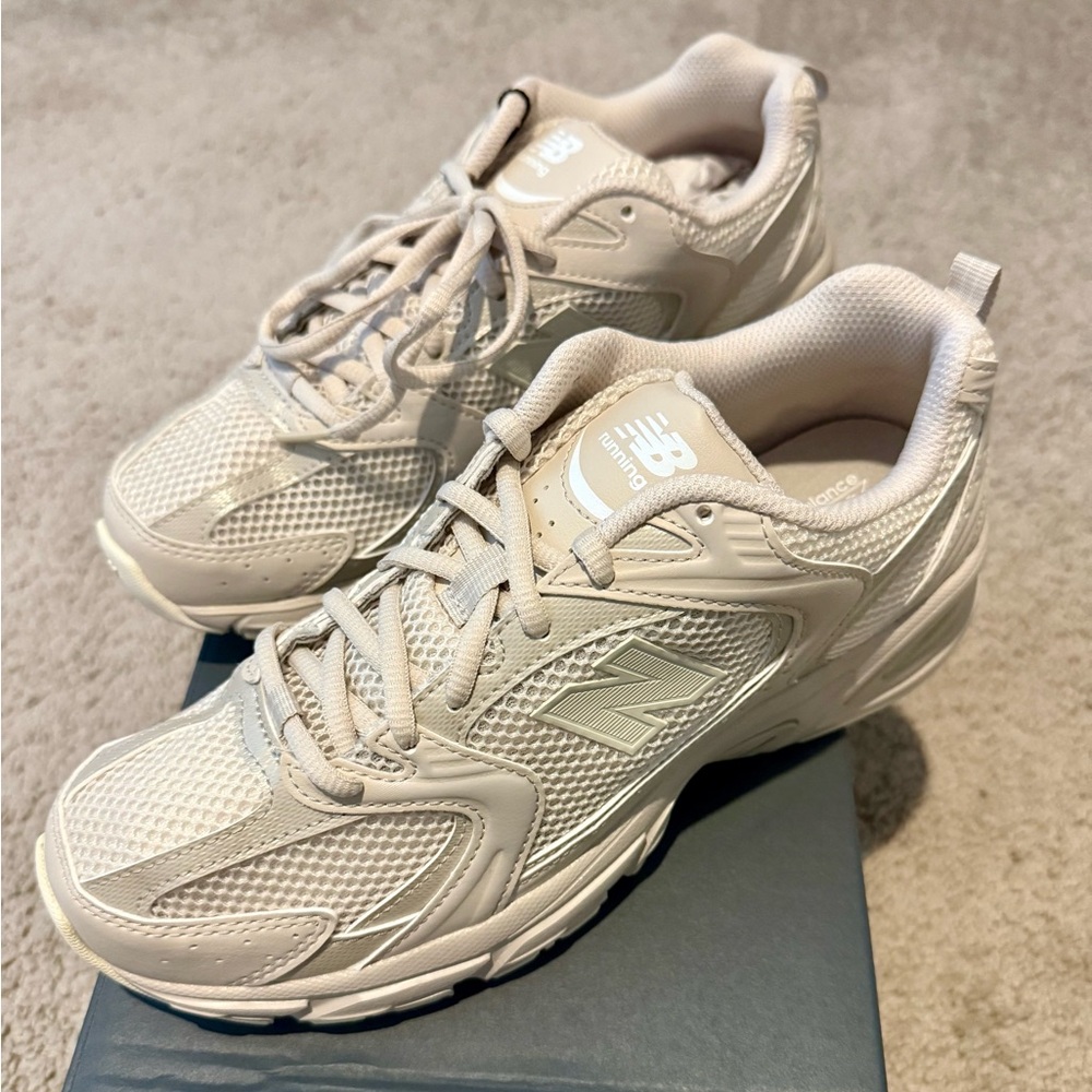 New Balance 530 Moon Beam
